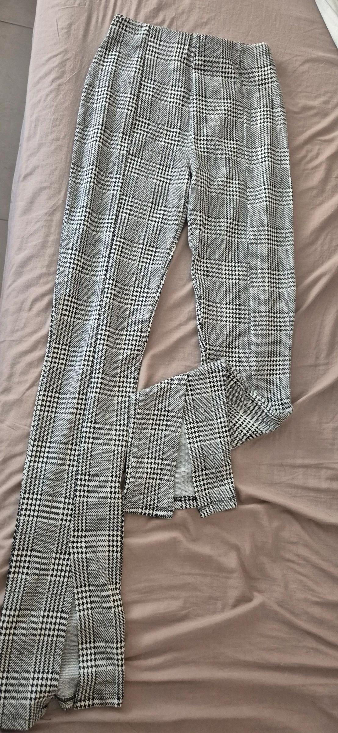 Pantalon cuadros nuevos con etiqueta talla m 